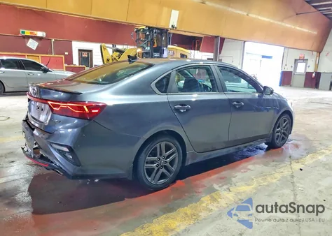 2021 Kia Forte Gt Line z USA, uszkodzony, nr VIN 3KPF34AD8ME285103